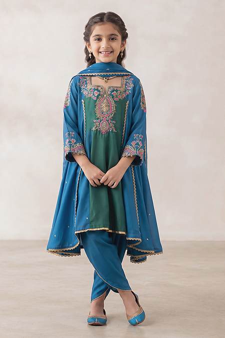 Buy Hirika & Dhruti Blue Tikki Zardosi Kalli Short Kurta Dhoti Set For Kids at Aza Fashions