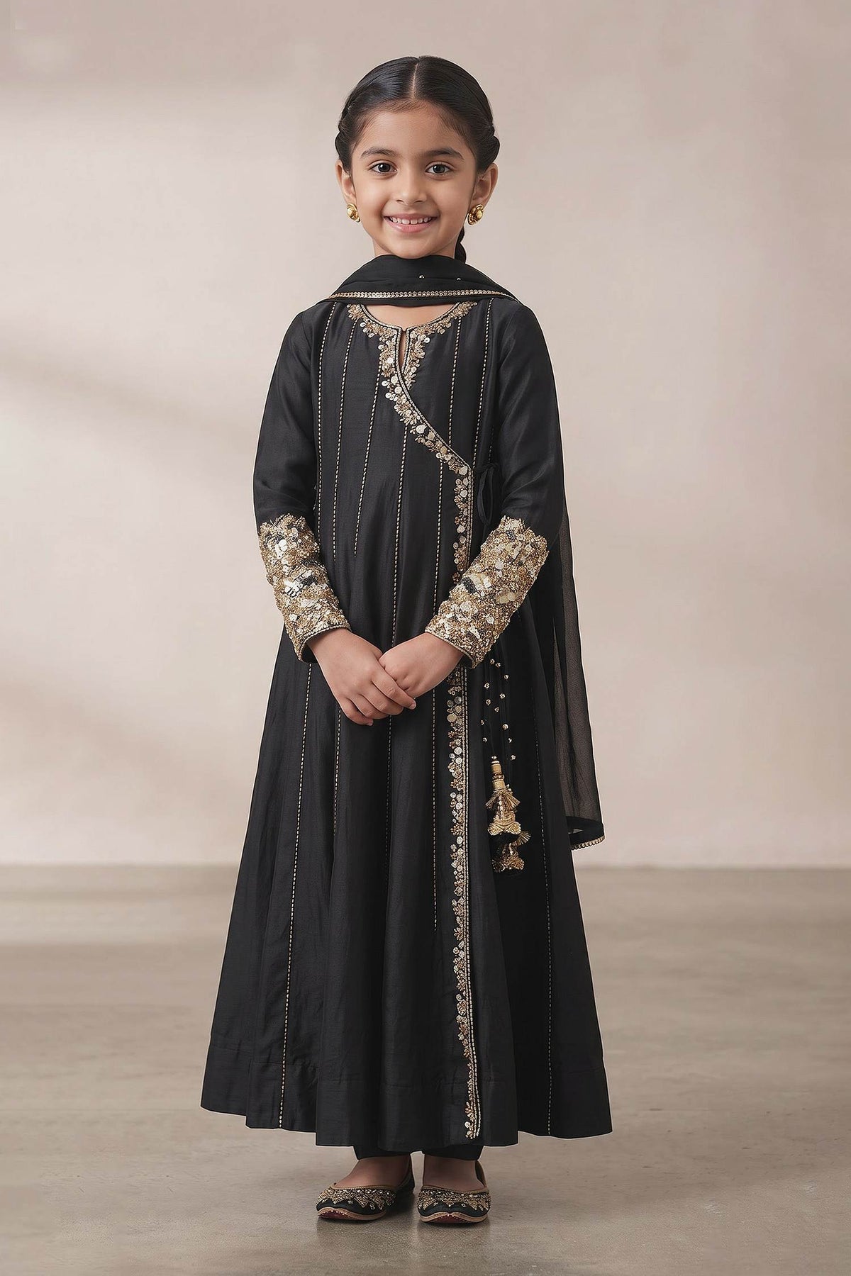Buy Hirika & Dhruti Black Hand Work Angarkha Set For Kids at Aza Fashions