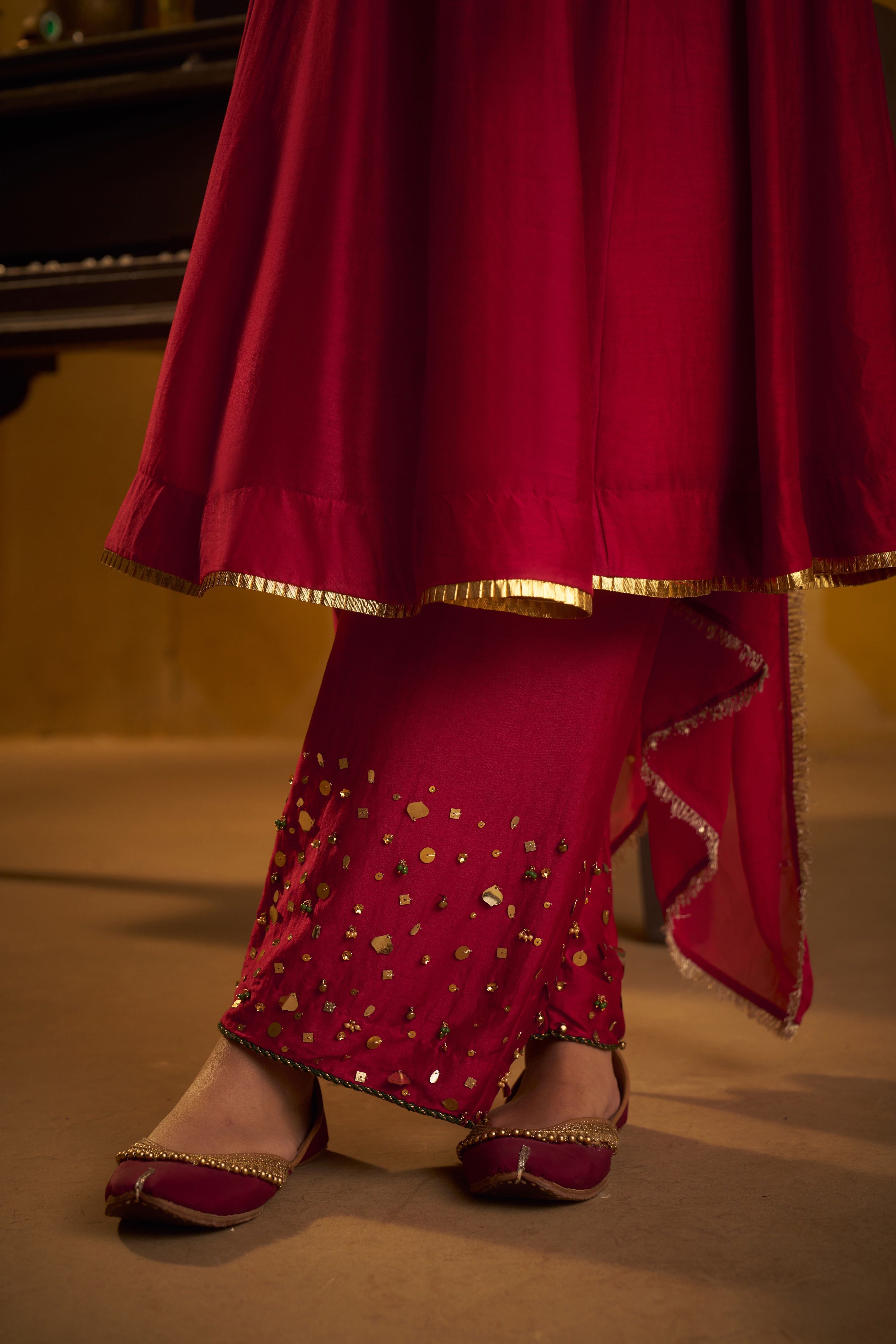 Surkh Gul kurta set