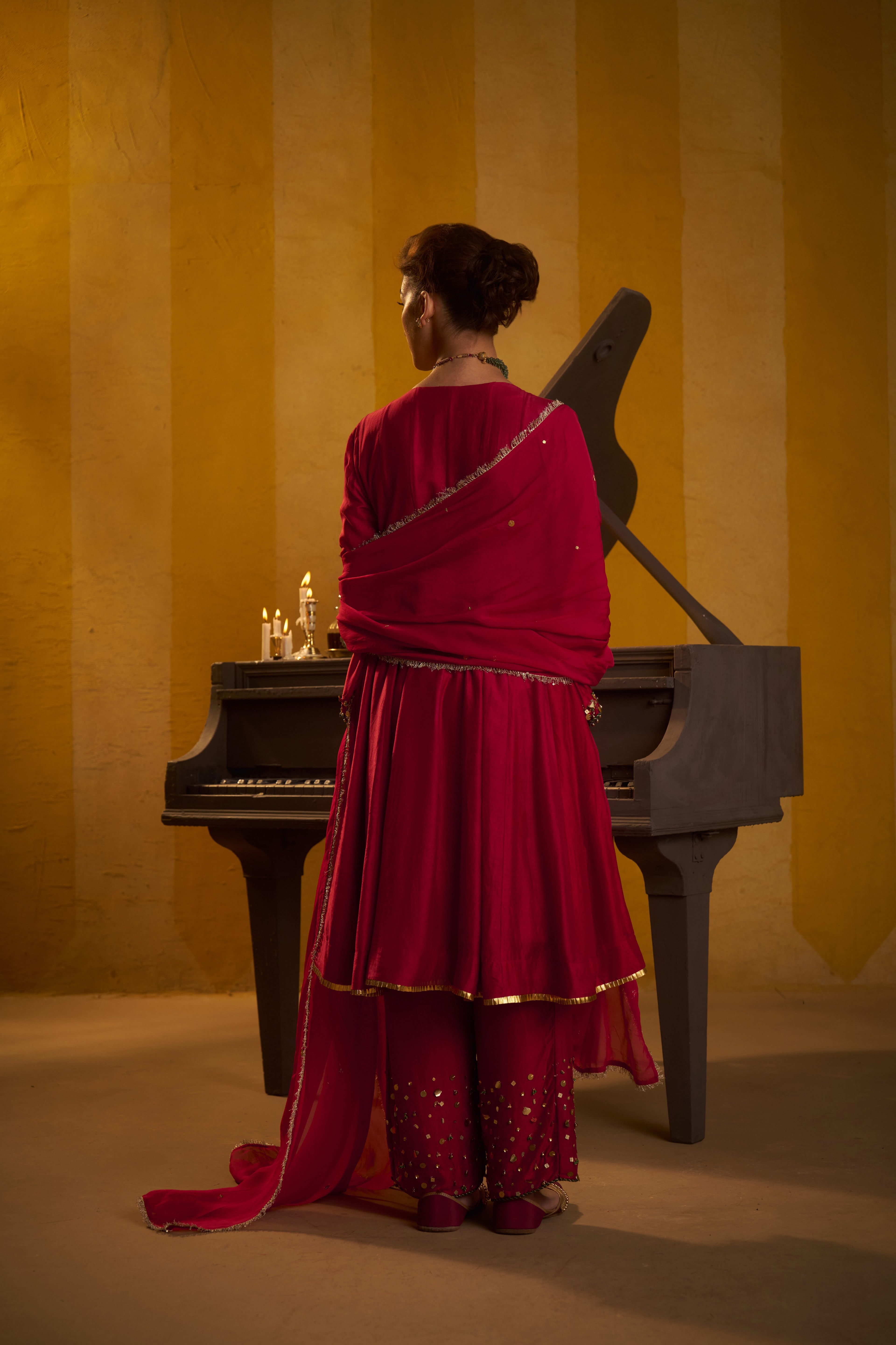 Surkh Gul kurta set