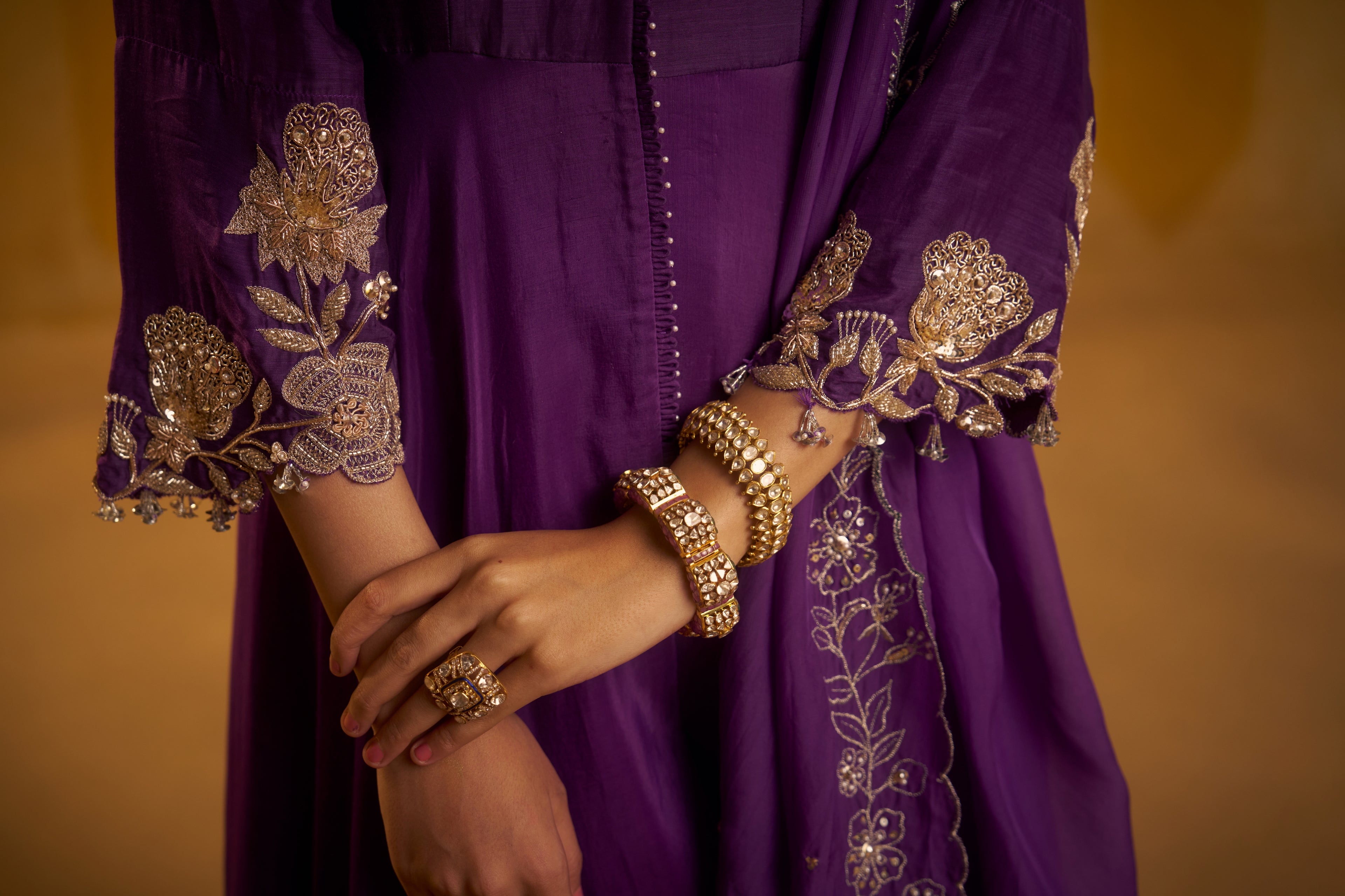Baithak anarkali