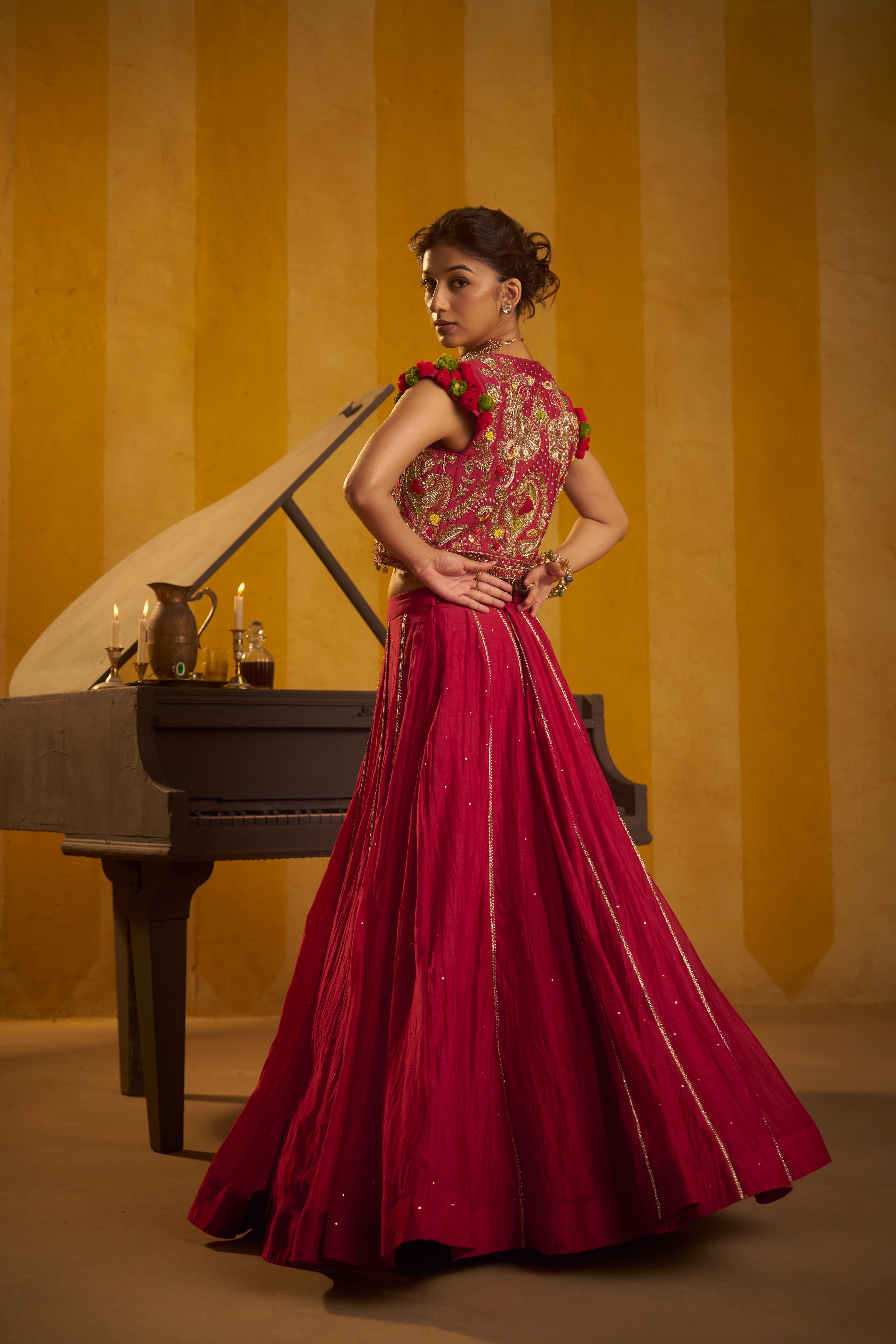 Gulaal lehenga set