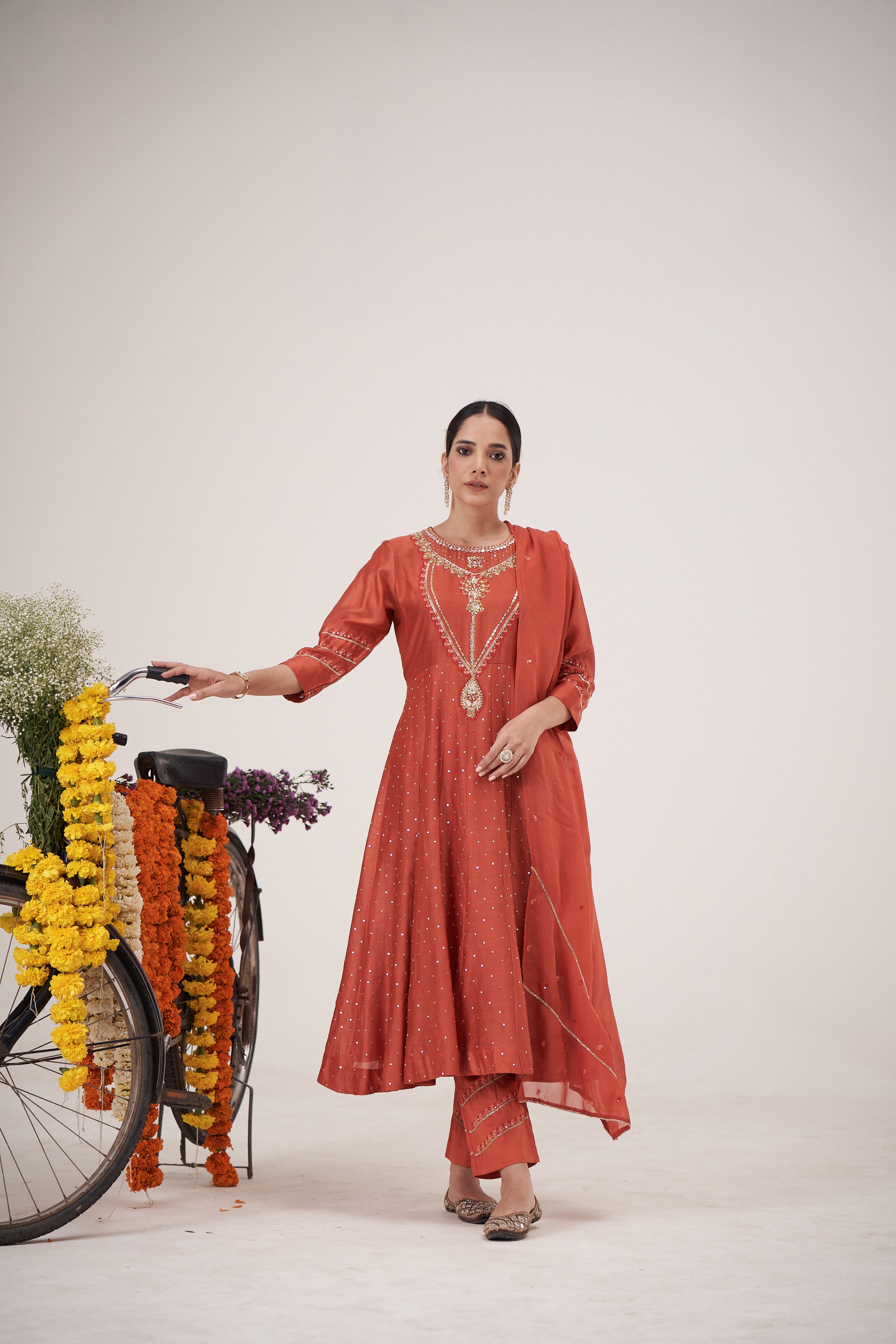 Kesariya Keri Anarkali