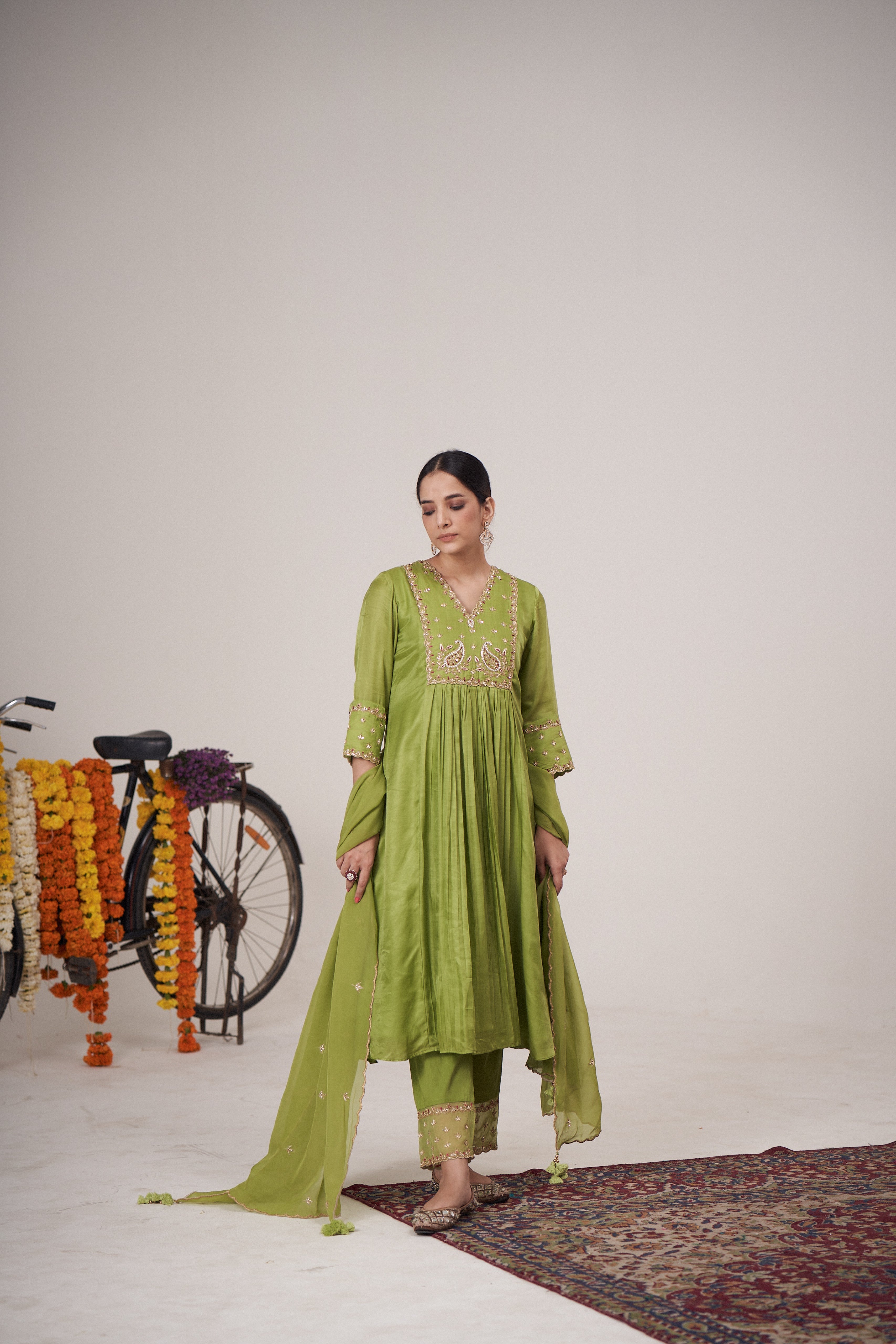 Aneri Kurta Pant Set