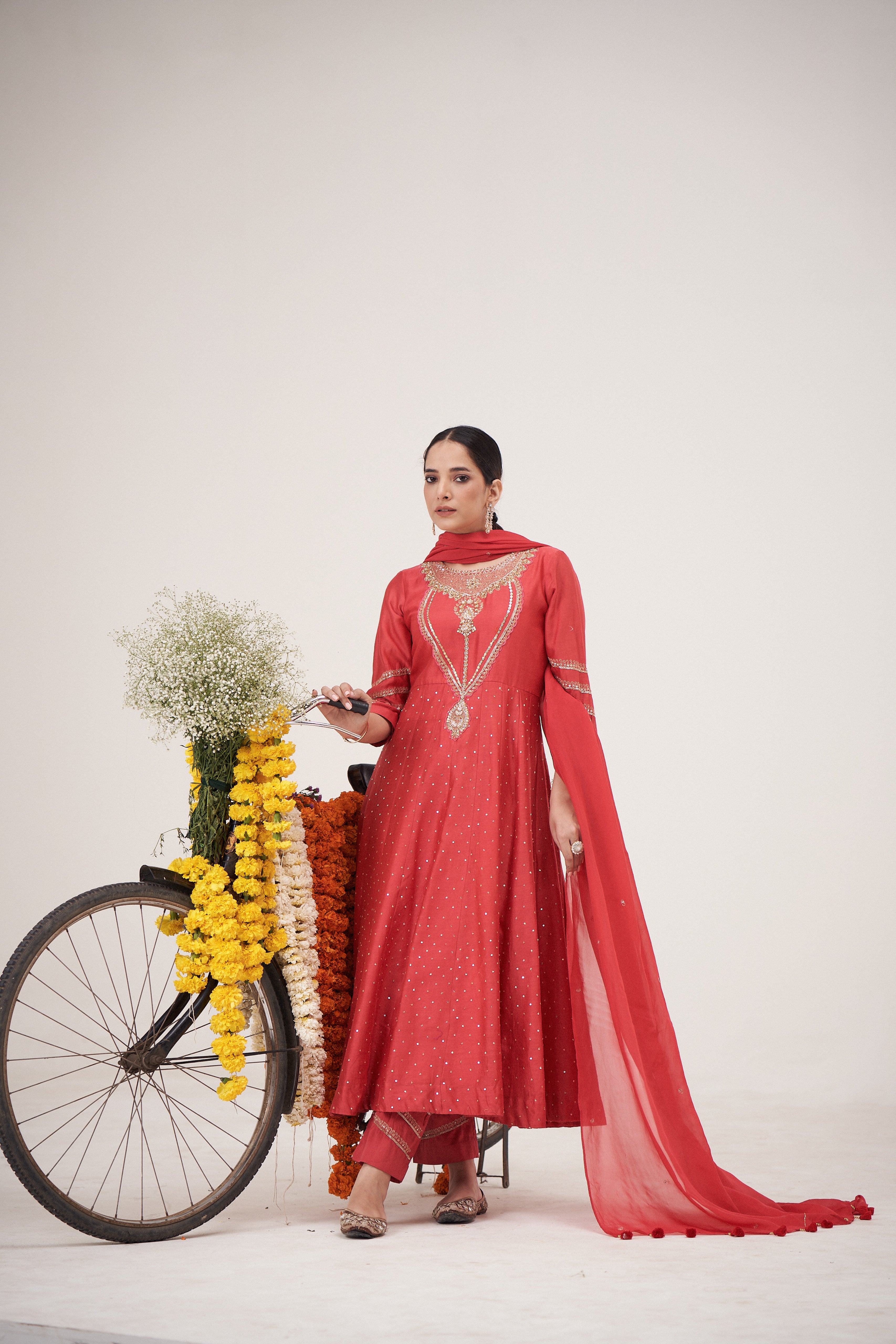 Kesariya Keri Anarkali