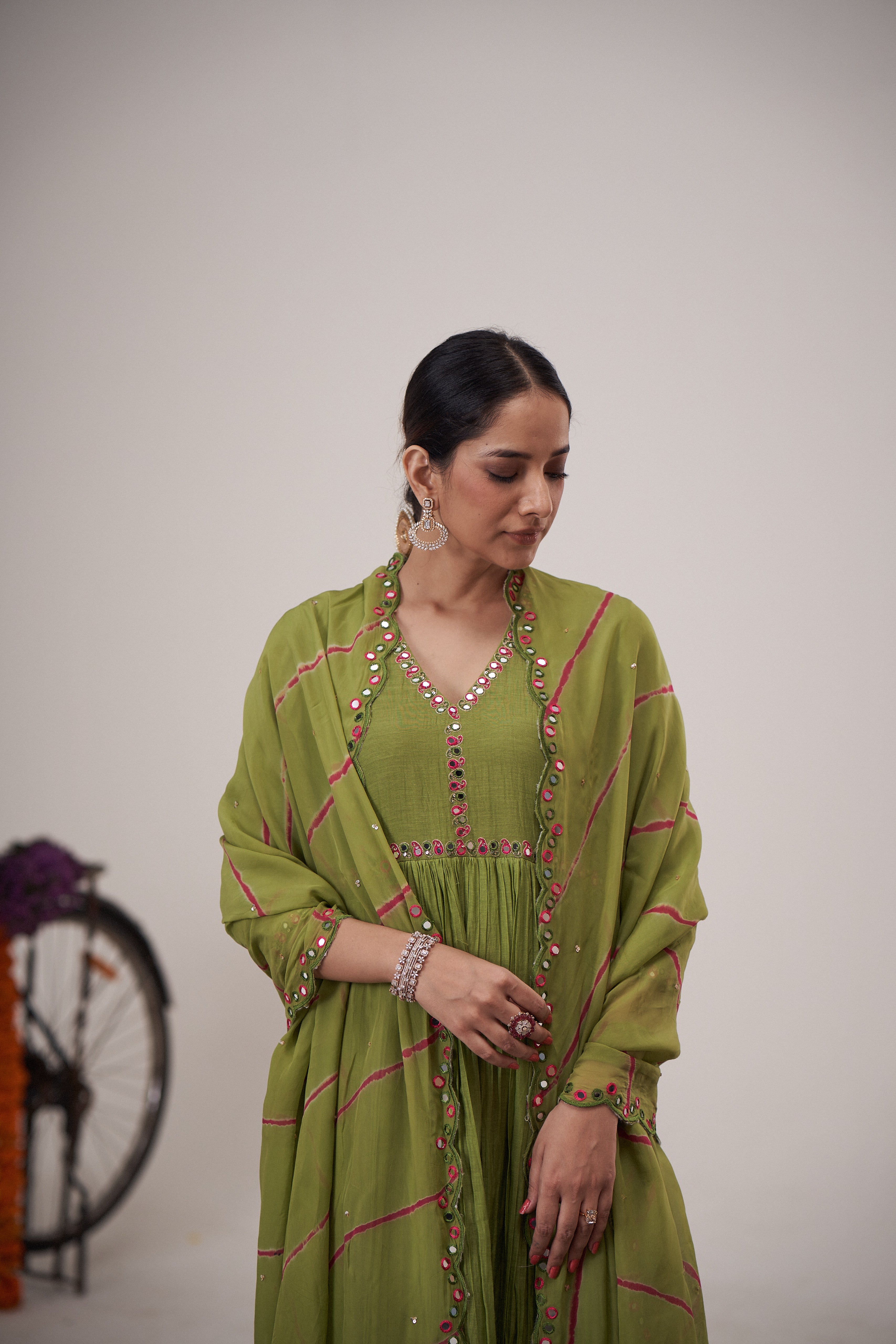Aiyna Anarkali