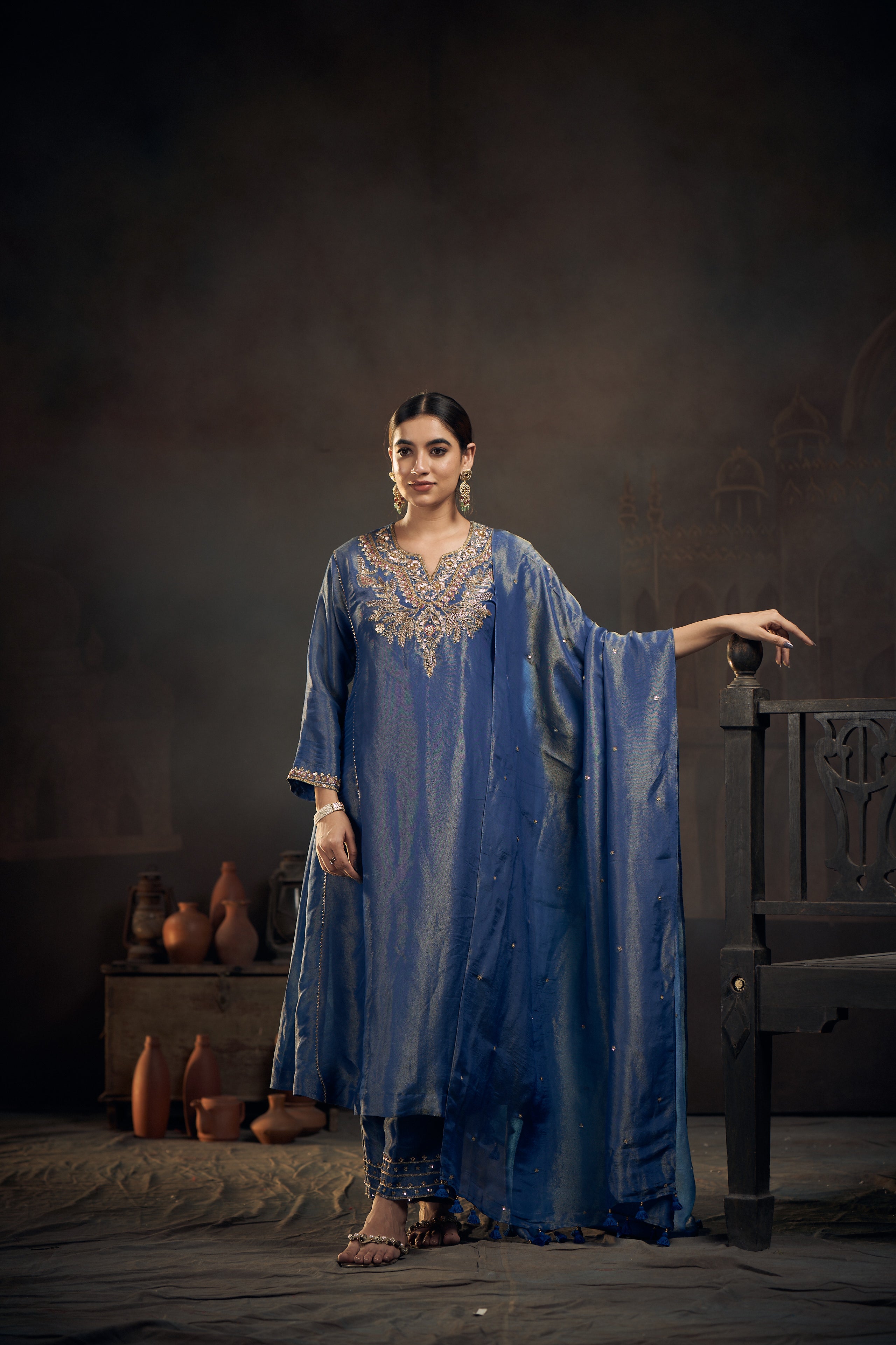 Nawabi Tisuue Kurta Set