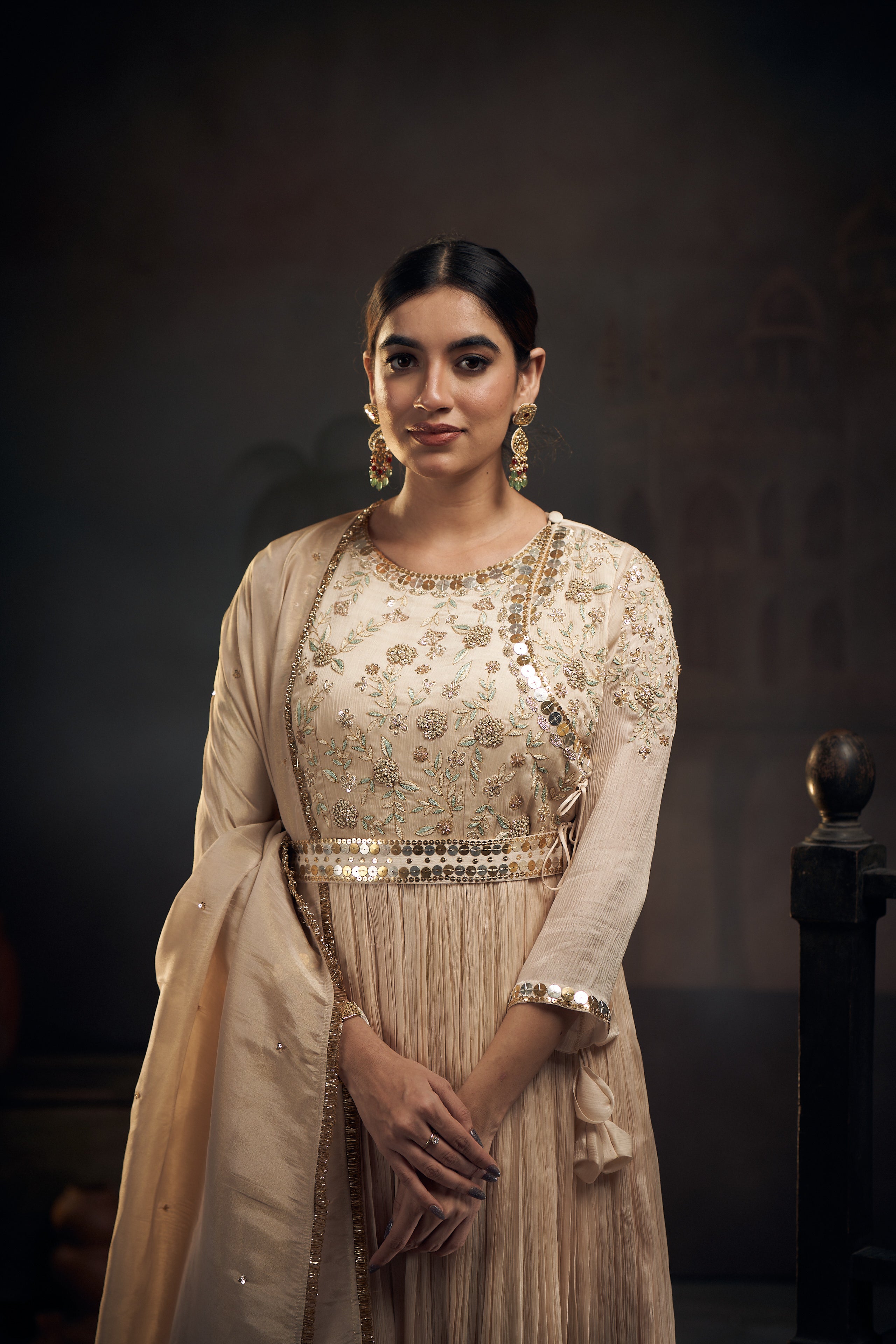 Suneri Anarkali Set