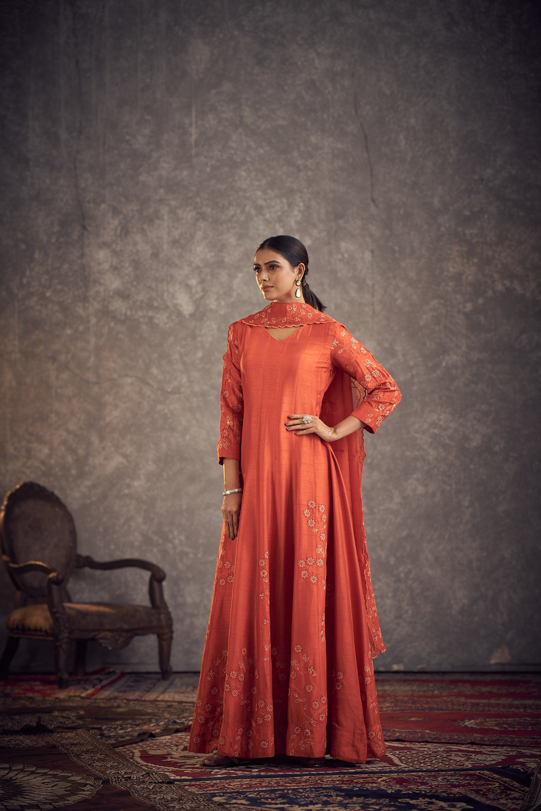 Kallidar anarkali set