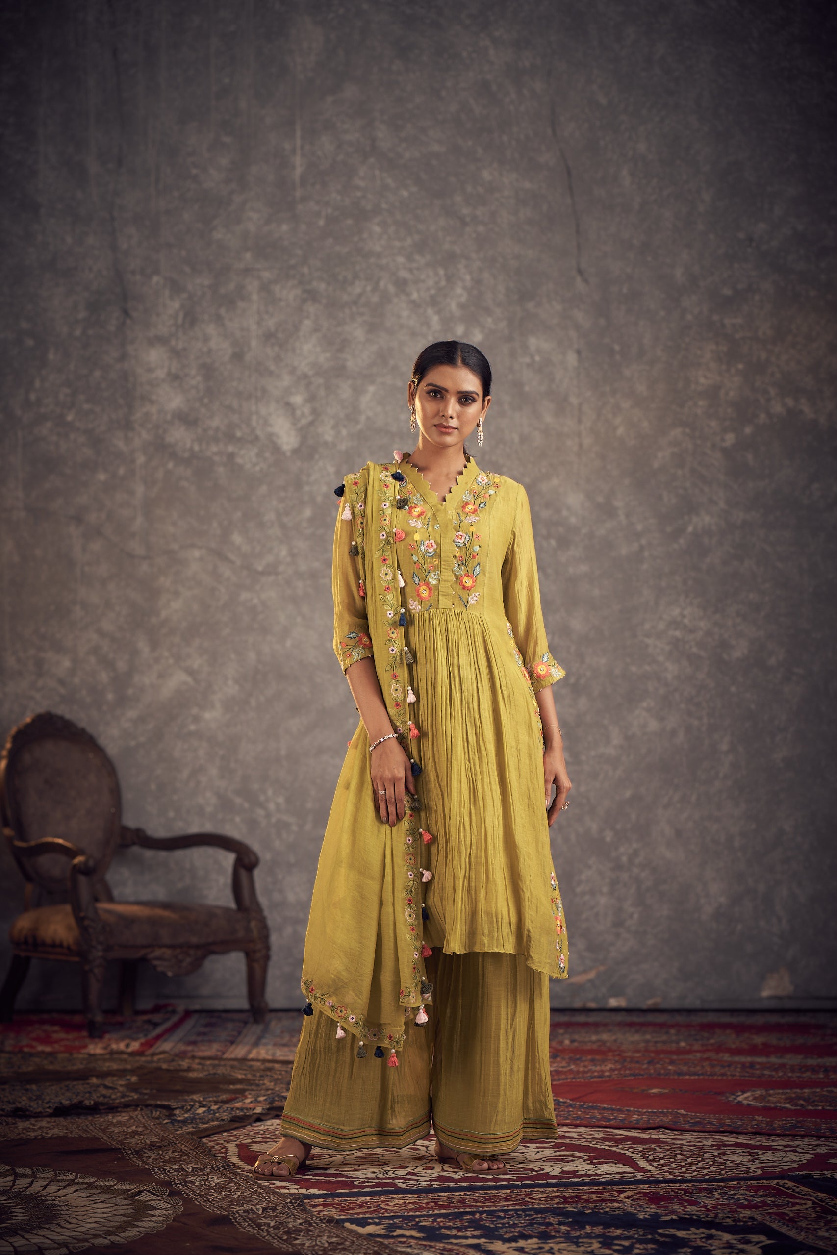 Phulari kurta set