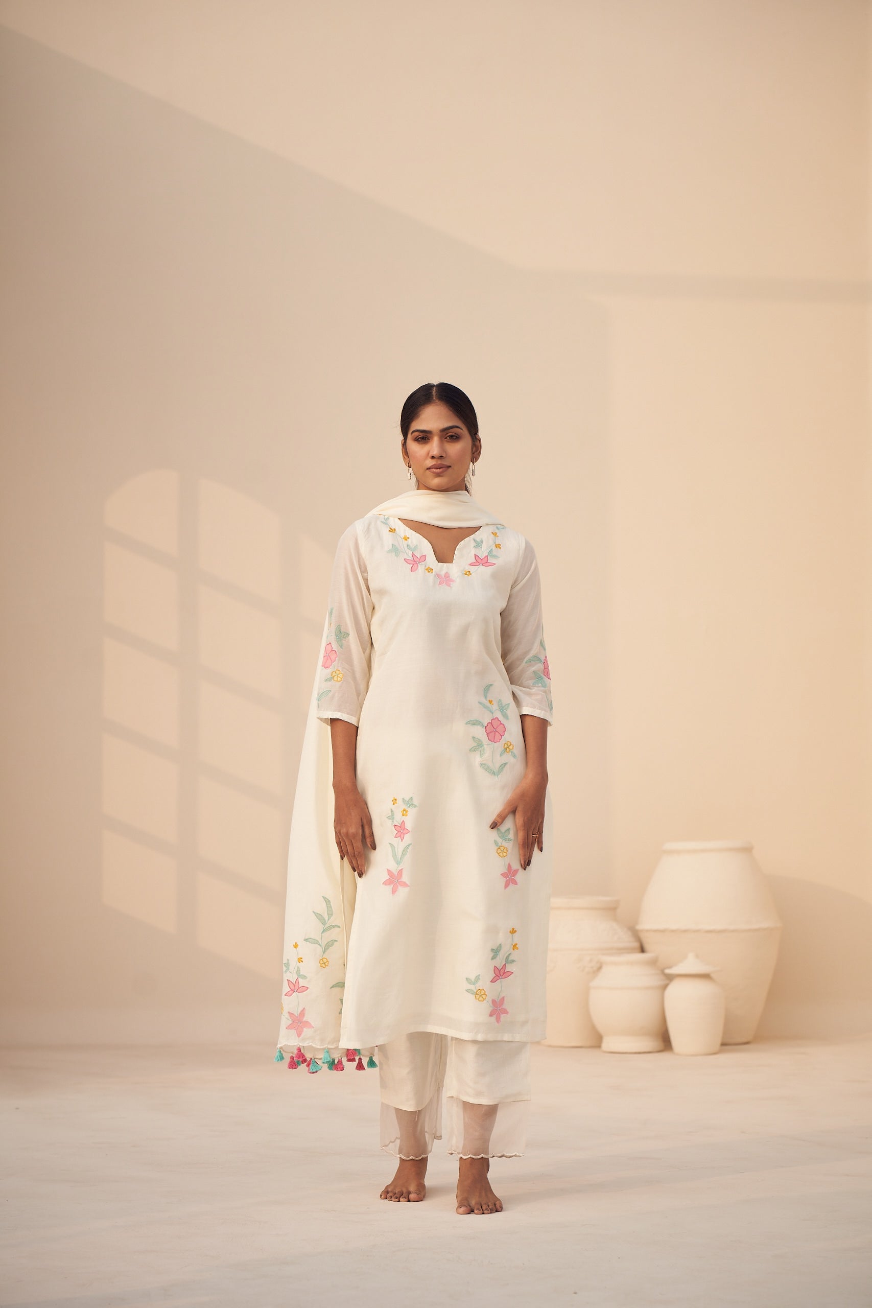 Suraai Kurta Set