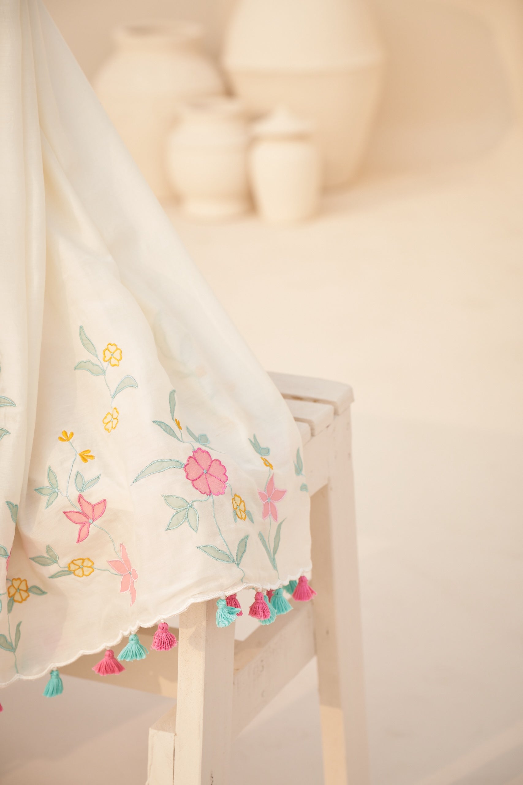 Suraai Kurta Set