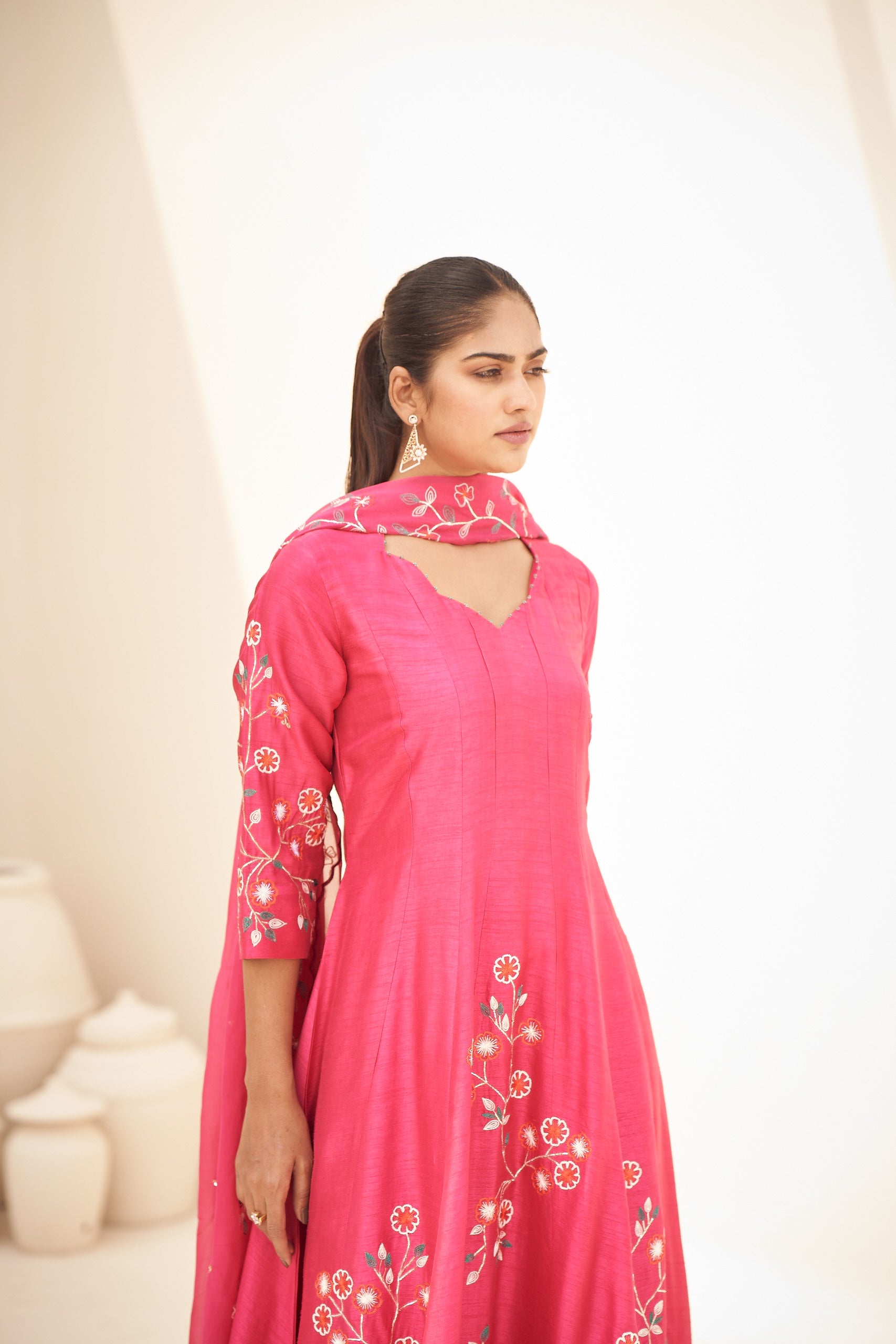 Vaadiya anarkali set
