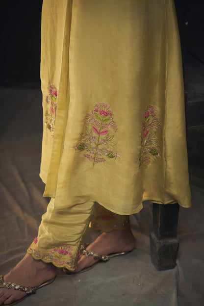 Shop Hirika &amp; Dhruti Green Tissue Floral Butta Embroidered Kurta Pant Set For Kids Online at Aza Fashions