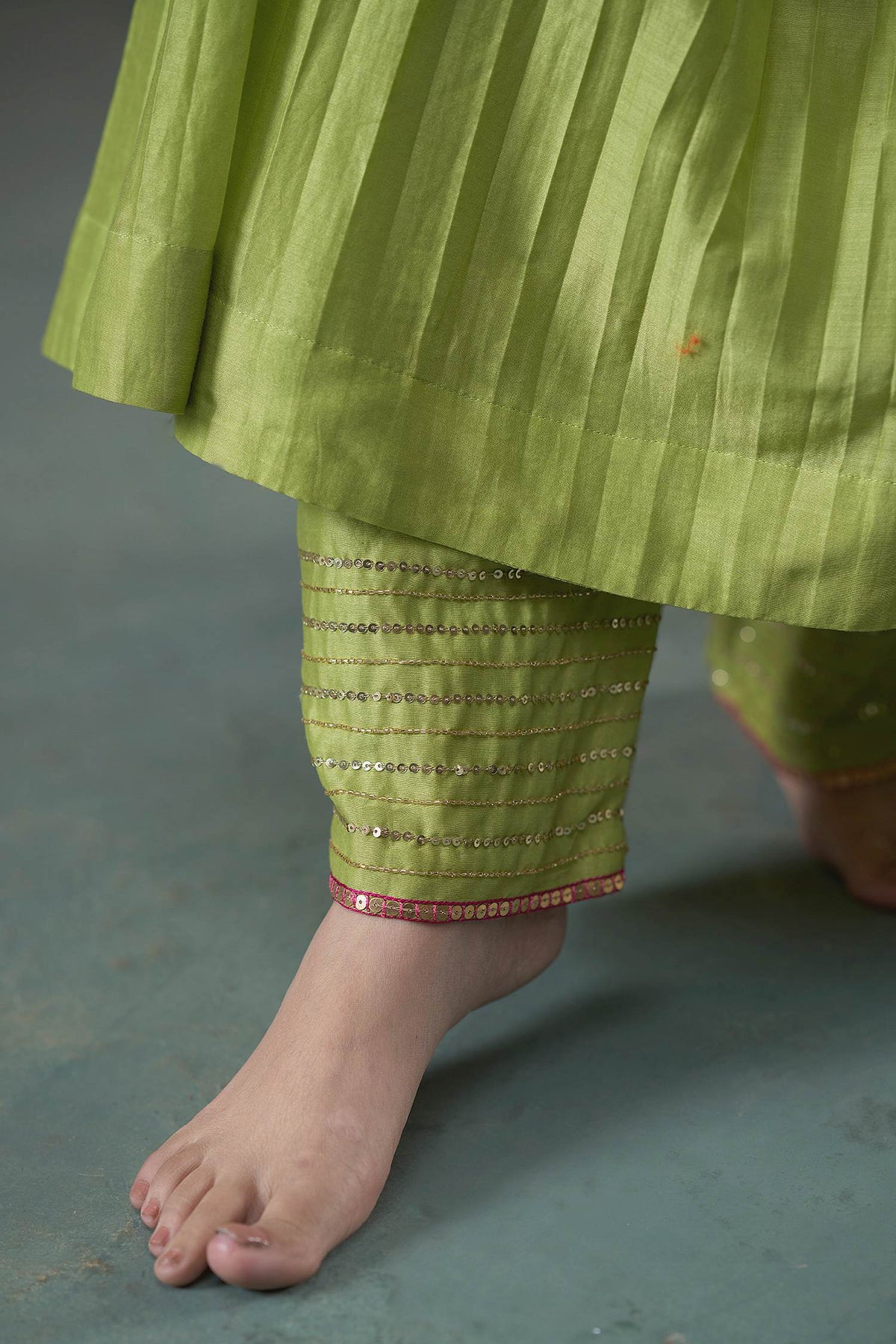 Hirika &amp; Dhruti Green Anarkali And Pant Silk, Dupatta Organza Floral, Hand Embroidered Set For Kids