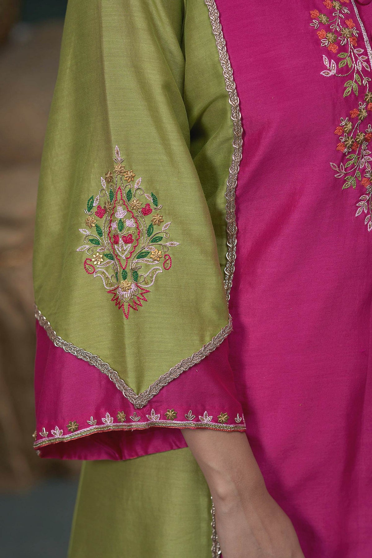 Hirika &amp; Dhruti Green Dupatta Organza, Kurta Silk, Pant Cotton Floral Embroidered Set For Kids Online at Aza Fashions