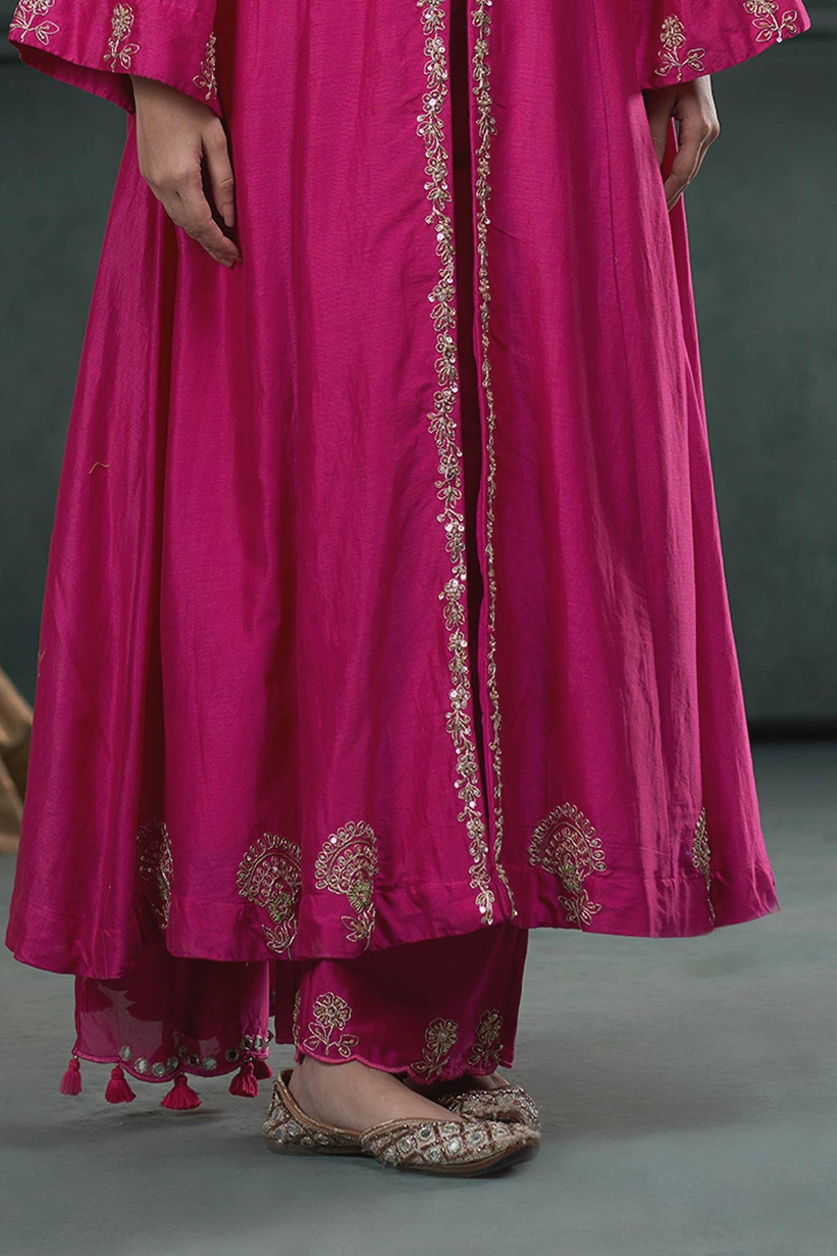 Hirika &amp; Dhruti Pink Kurta And Pant Silk, Dupatta Georgette &amp; Chiffon Marodi Embroidered Set For Kids