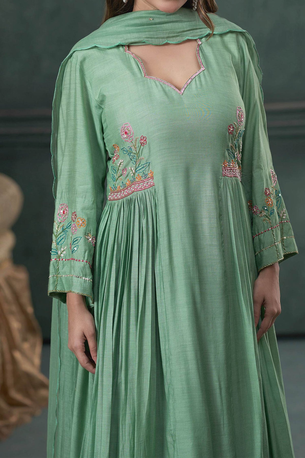 Buy Hirika &amp; Dhruti Green Dupatta Chanderi, Pant Cotton, Thread Hand Embroidered Gathered Set For Kids Online at Aza Fashions