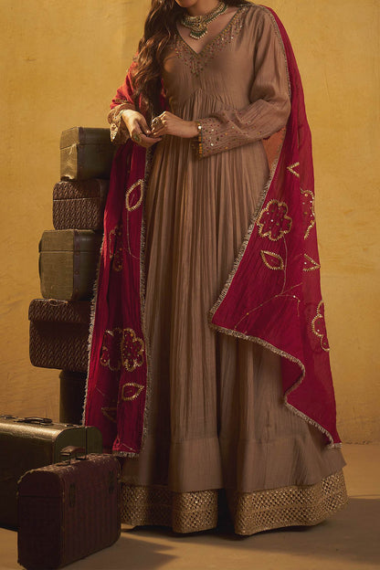 Hirika &amp; Dhruti Brown Tikki Pleated Anarkali And Jhal Dupatta For Kids Online at Aza Fashions