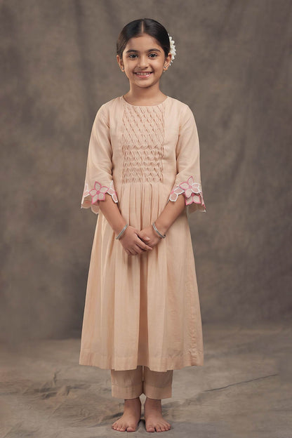 Buy Hirika &amp; Dhruti Beige Chanderi Smocked Gathered Kurta And Pant Set For Kids at Aza Fashions