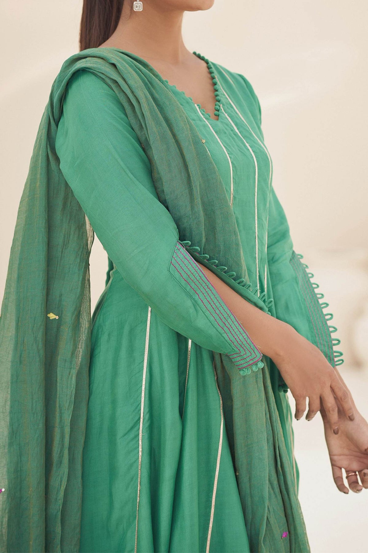 Hirika &amp; Dhruti Green Cotton Silk, Dupatta Organza, Lining Crepe Hand Embroidered Anarkali Set For Kids Online at Aza Fashions
