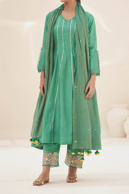 Shop Hirika &amp; Dhruti Green Cotton Silk, Dupatta Organza, Lining Crepe Hand Embroidered Anarkali Set For Kids at Aza Fashions