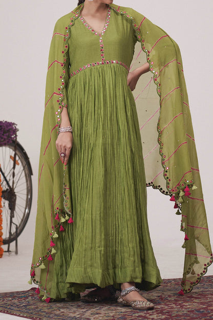 Shop Hirika &amp; Dhruti Green Anarkali Malai Chanderi, Dupatta Organza Pleated Embroidered With For Kids at Aza Fashions
