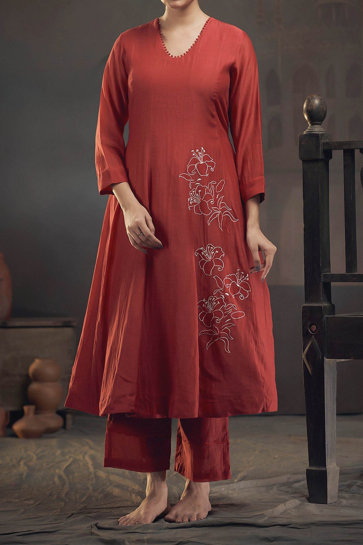 Shop Hirika &amp; Dhruti Red Chanderi Flower Pattern Kurta And Pant Set For Kids at Aza Fashions