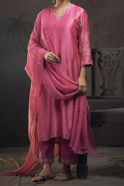 Shop Hirika &amp; Dhruti Pink Dupatta Organza, Kurta Silk Chanderi, Pant Cotton Embroidered Set For Kids at Aza Fashions