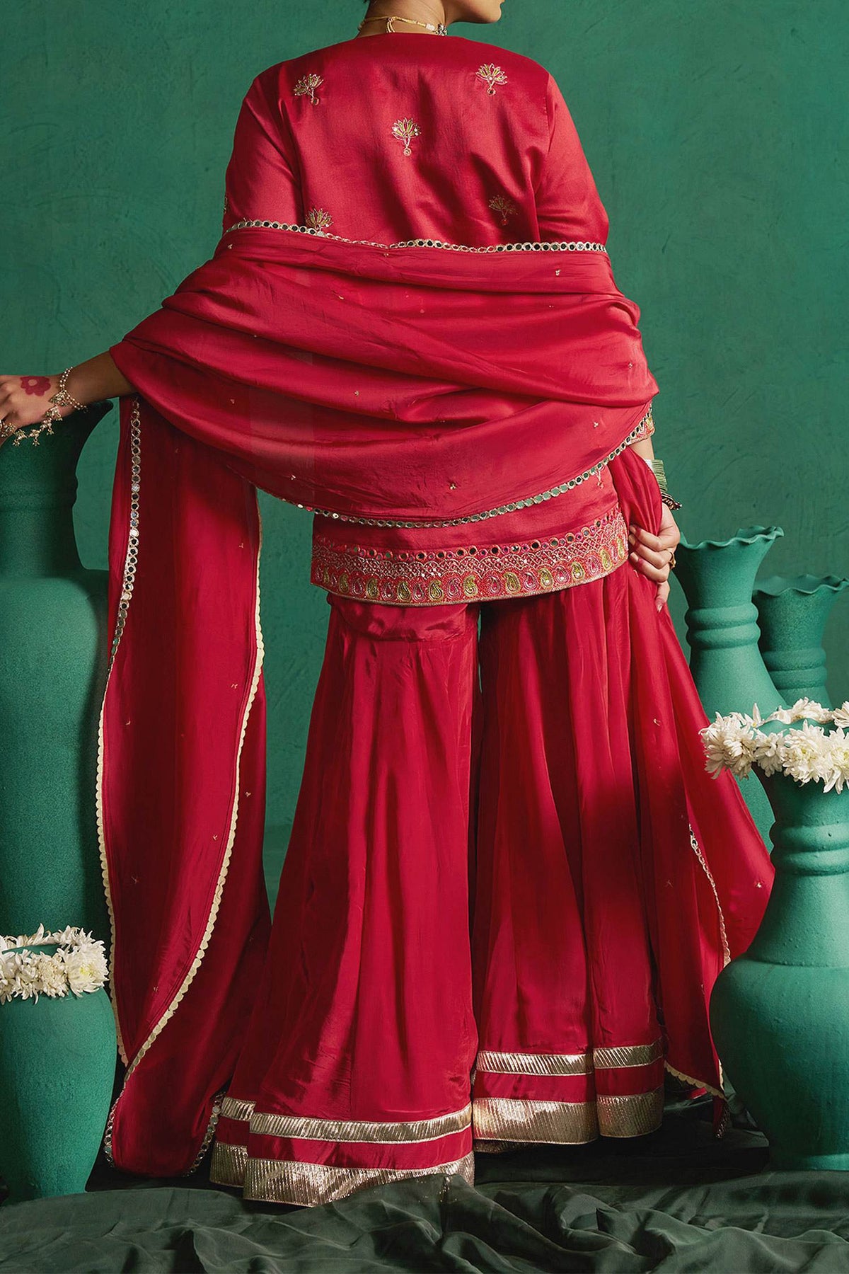 Shop Hirika &amp; Dhruti Red Hand Embroidered Kurta Set With Dupatta For Kids at Aza Fashions