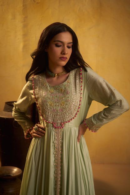Nargis anarkali