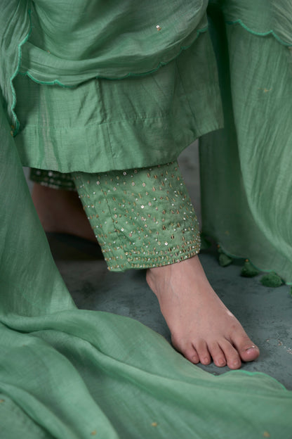 Pista Kurta