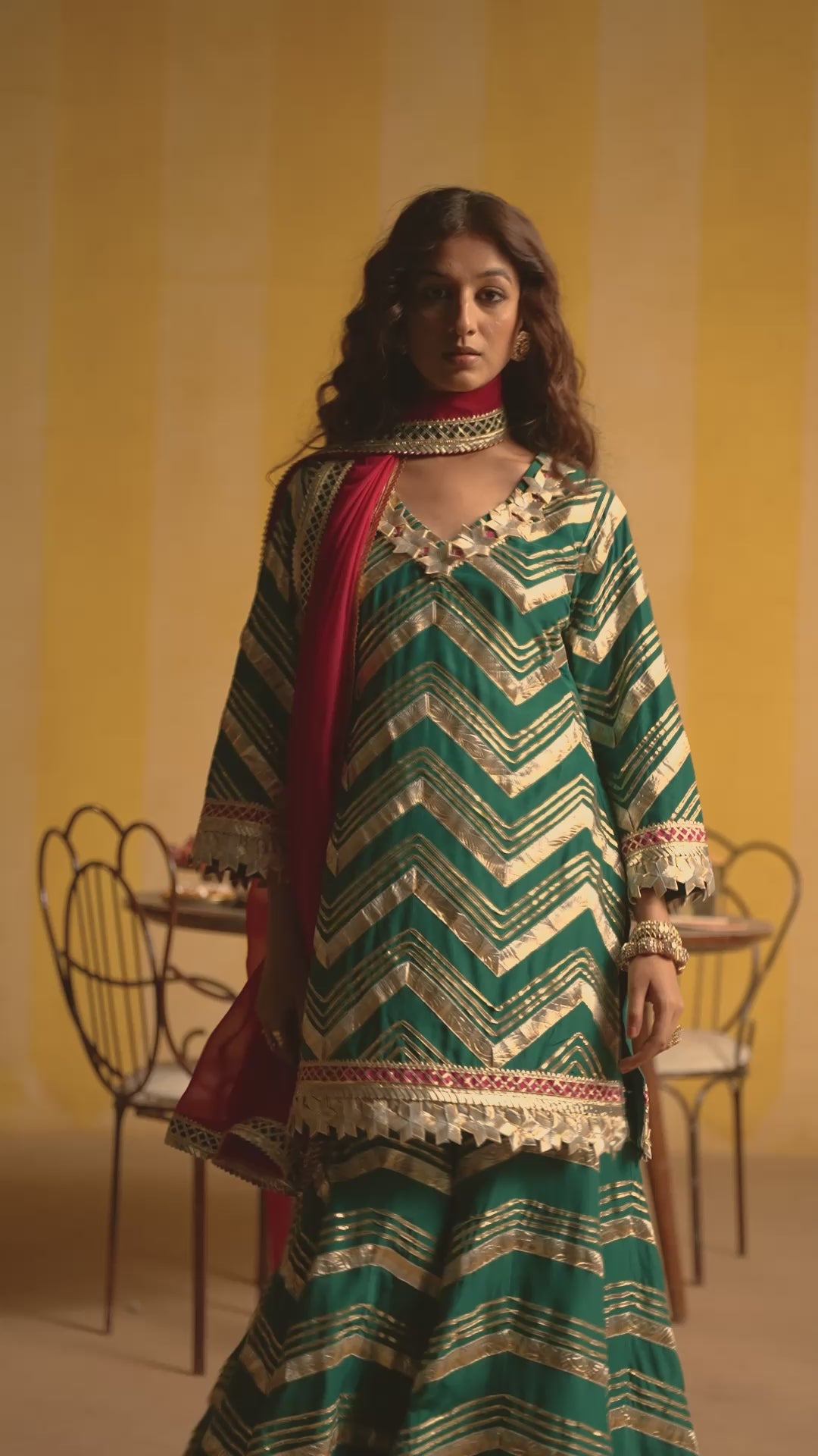 Neelkamal sharara set